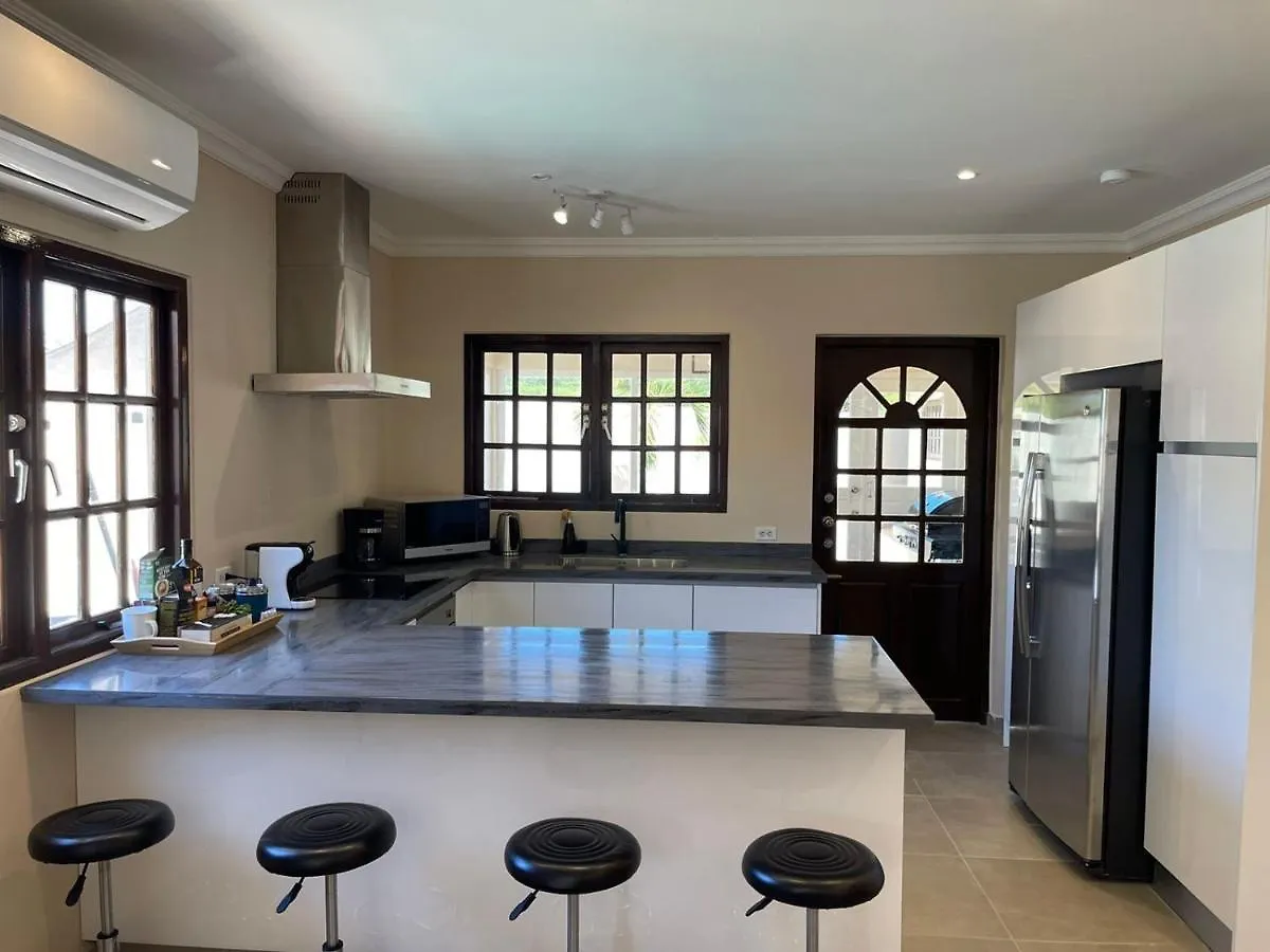 Villa Loki Aruba New!!! Villa Plus Guesthouse Pool Maximum 8 Persons Noord Aruba